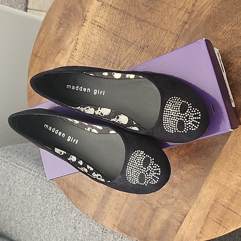 Madden Girl Flats
